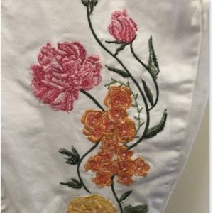 BANDOLINO SIZE 10 Missy white EMBROIDERED PANTS Jeans